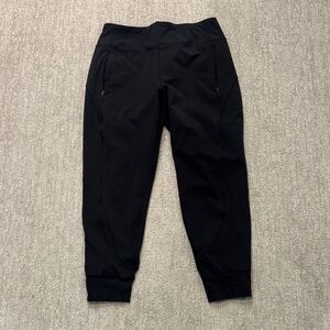 Women’s Black Athleta Ranier fleece lined joggers